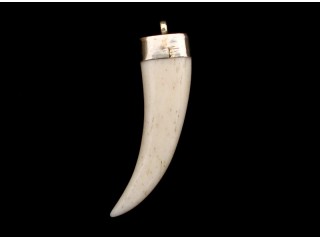 P39 Pendentif Tibétain Os de Yak