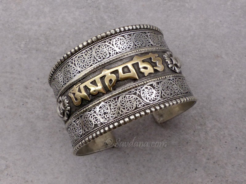 BrD316 Bracelet Tibétain Mantra