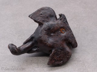 TC59 Tête d'éléphant en terre cuite