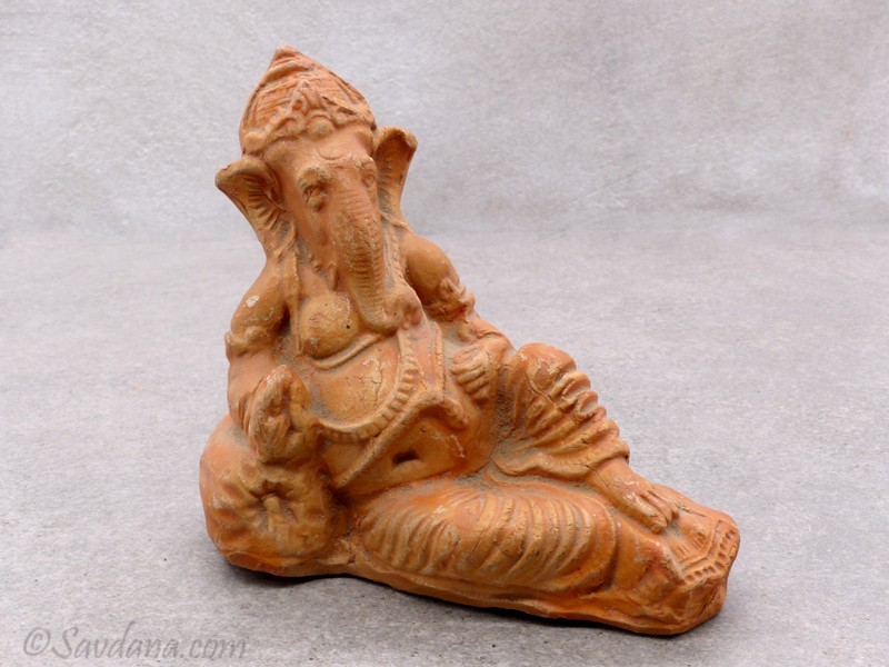 TCC72 Ganesh en Terre Cuite