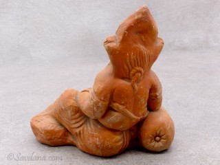 TCC72 Ganesh en Terre Cuite