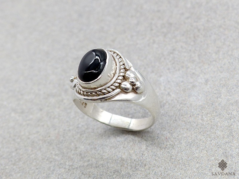 BA380 Bague Argent Massif Onyx. Taille 57