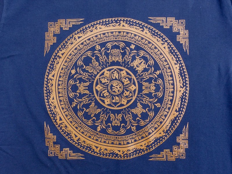 TSrt70 T-Shirt Mantra Mandala Signes Auspicieux
