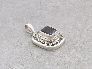 PA601 Pendentif Argent Massif Grenat