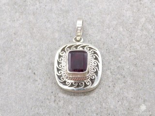 PA601 Pendentif Argent Massif Grenat