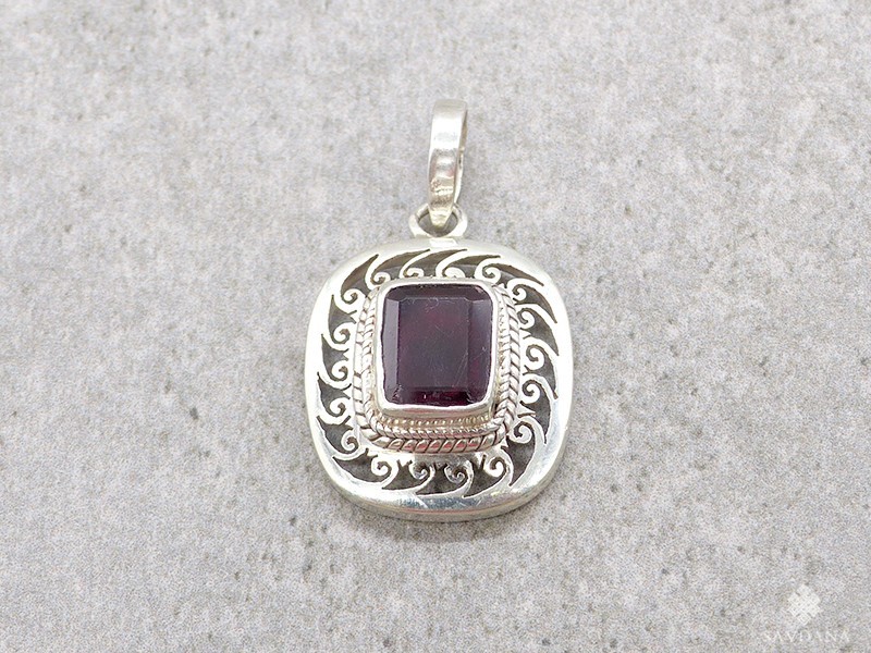 PA601 Pendentif Argent Massif Grenat
