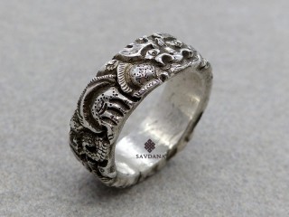 BA455. Bague Argent Massif Chhepu le Défenseur.Taille 63