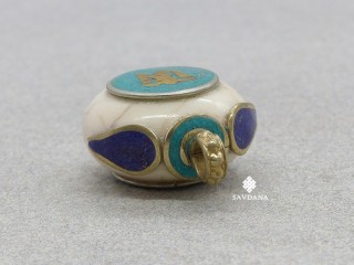 P97 Pendentif Tibétain Om