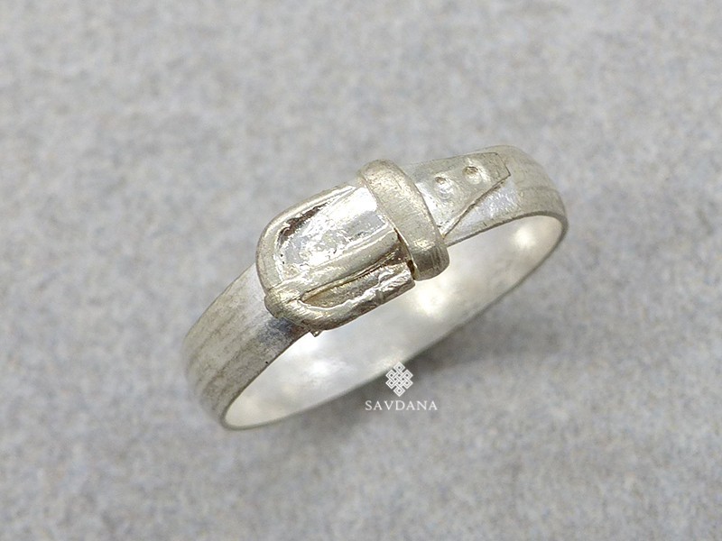 BgD168 Bague Tibétaine Métal Argenté