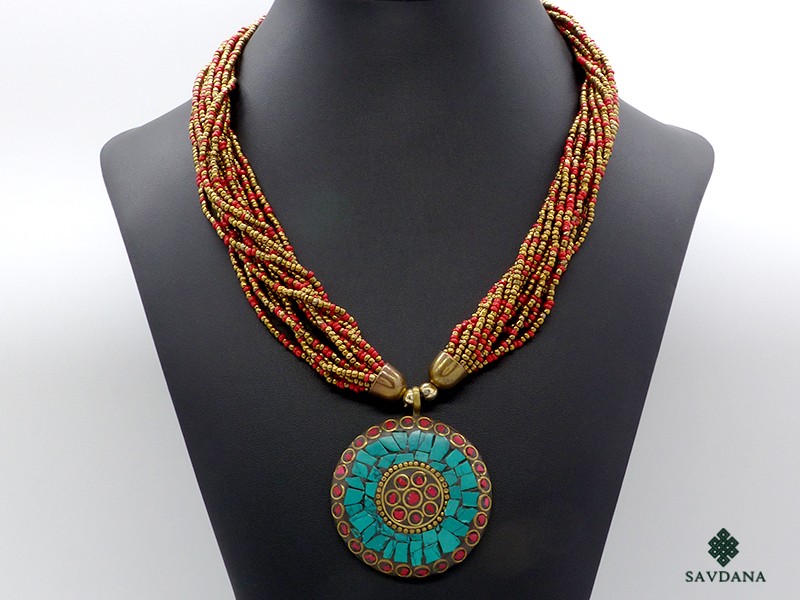 Collier tibétain main image 1