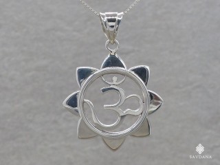 PA470 Pendentif Argent Massif Om