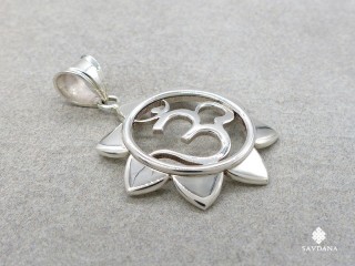 PA470 Pendentif Argent Massif Om