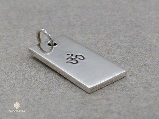 PA530 Pendentif Argent Massif Om