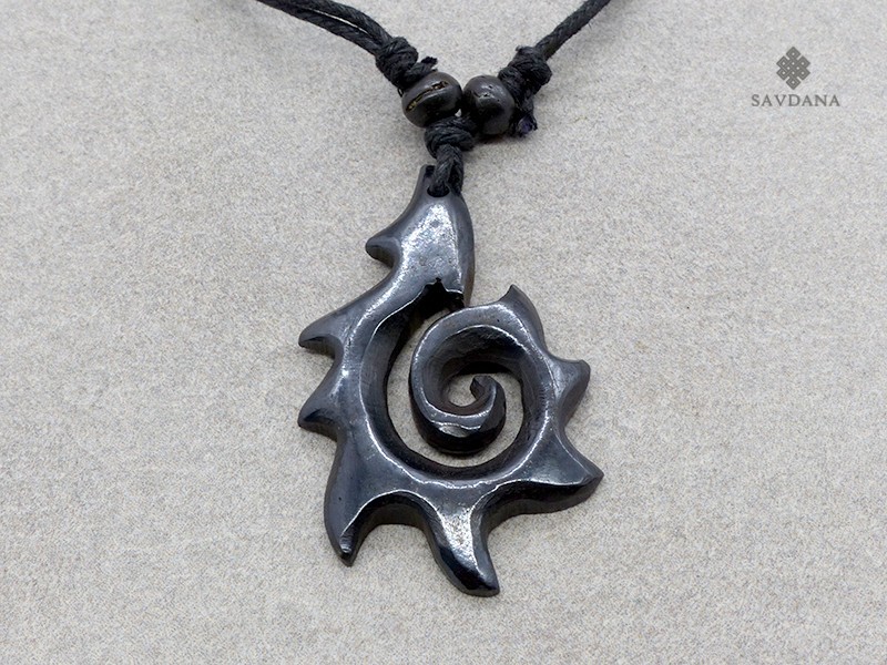 CD220 Collier Tibétain