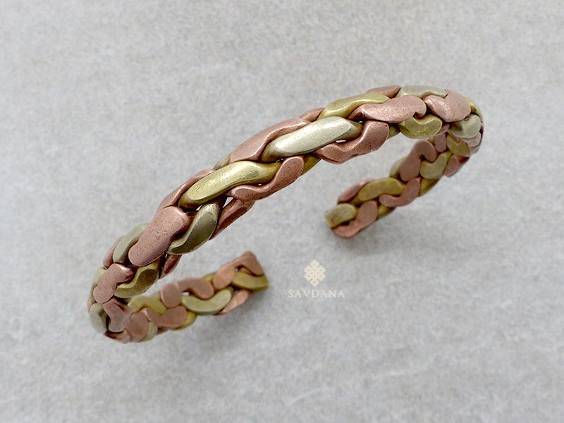https://www.savdana.com/18050-thickbox_default/brd259-bracelet-tibetain-cuivre-laiton-metal-argente.jpg