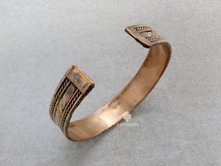 BrD331 Bracelet Tibétain Cuivre Laiton Métal Argenté Om