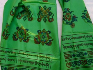 K04 Khata Tibétaine Mantra Astamangala