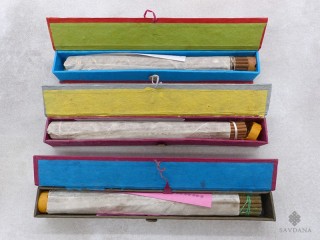 Ens27 Lot de 3 Boites d'Encens Tibétain avec Support