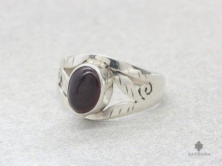 BA376 Bague Argent Massif Grenat. Taille 57