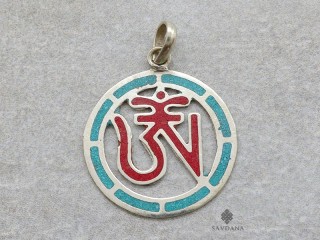 P113 Pendentif Tibétain Om