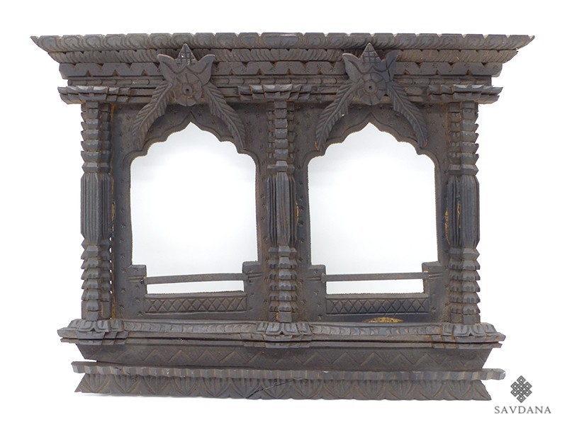 Div97 Fenêtre Népalaise Traditionnelle