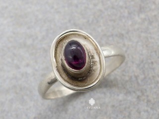 BA472 Bague Argent Massif Grenat. Taille 55