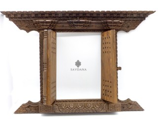 Div100 Porte Népalaise Traditionnelle Yeux de Bouddha