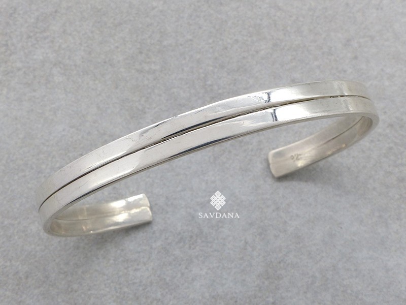 BrA132 Bracelet Tibétain Argent Massif