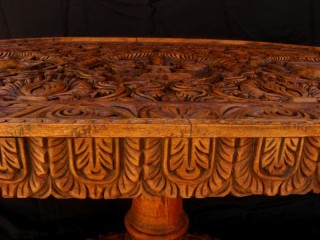 TT02 Table Tibétaine Vase Conque Epée de la sagesse 