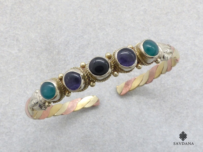 https://www.savdana.com/21143-thickbox_default/brd426-bracelet-3-metaux-pierres.jpg