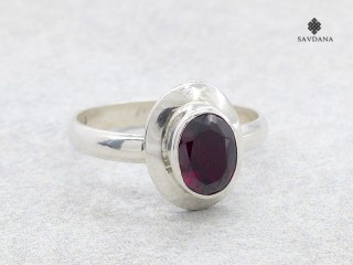 BA378 Bague Argent Massif Grenat. Taille 58