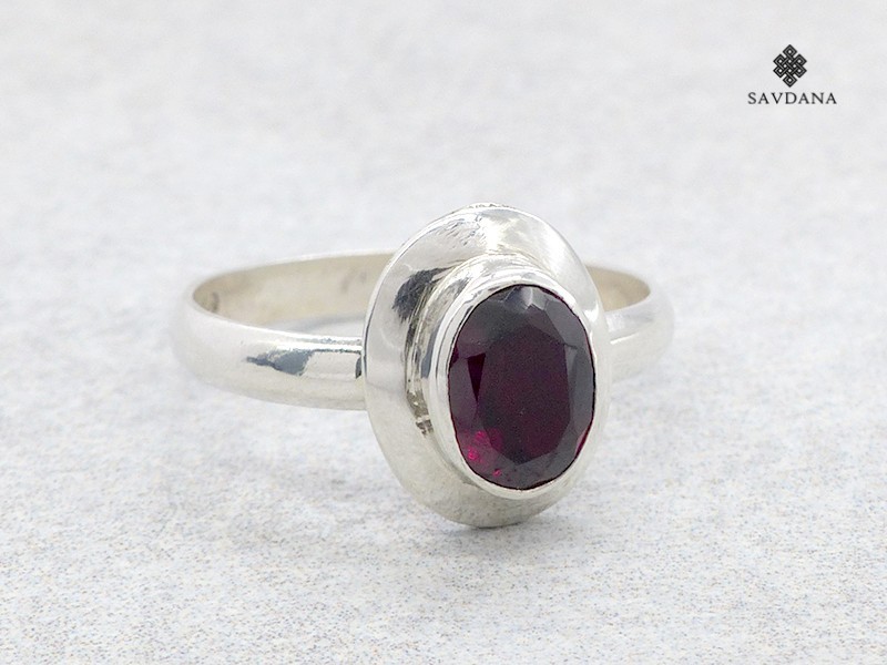BA378 Bague Argent Massif Grenat. Taille 58