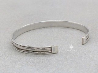 BrA143. Bracelet Tibétain Argent Massif