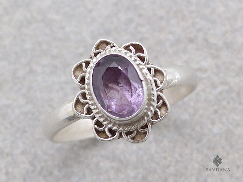 BA627 Bague Argent Massif Grenat. Taille 56