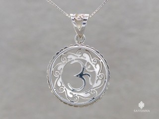 PA663 Pendentif Argent Massif Om