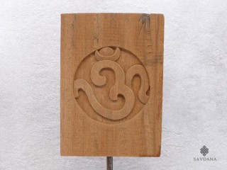 Div117 Sculpture Om Bois Exotique