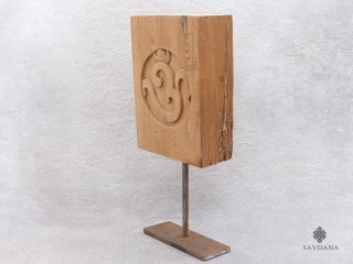 Div117 Sculpture Om Bois Exotique
