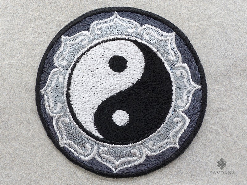 PB51 Pièce Brodée Yin Yang Mandala