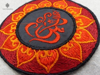 PB63 Pièce Brodée Yoga Méditation Lotus