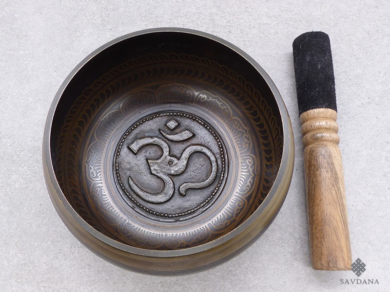 BC141 Bol Chantant Tibétain Mantra Om