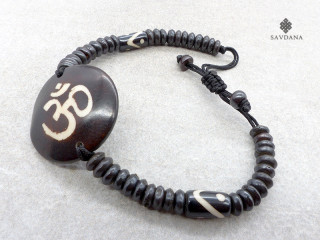 BrD75 Bracelet Tibétain Os de Buffle Om