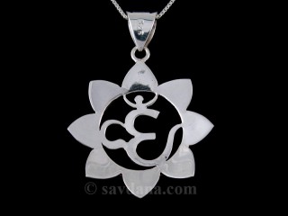 PA470 Pendentif Argent Massif Om
