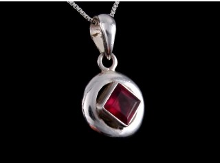 PA255 Pendentif Argent Massif Grenat