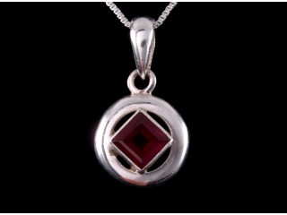 PA255 Pendentif Argent Massif Grenat