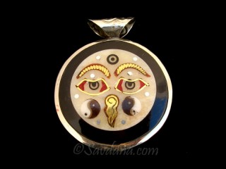 P71 Pendentif Tibétain Om Yeux de Bouddha Noeud Sans Fin