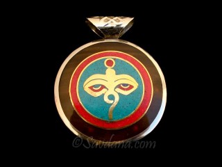 P73 Pendentif Tibétain Om Mantra Yeux de Bouddha Noeud Sans Fin
