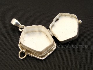 PA497 Pendentif Amulette Ghau Argent Massif Om Dorje