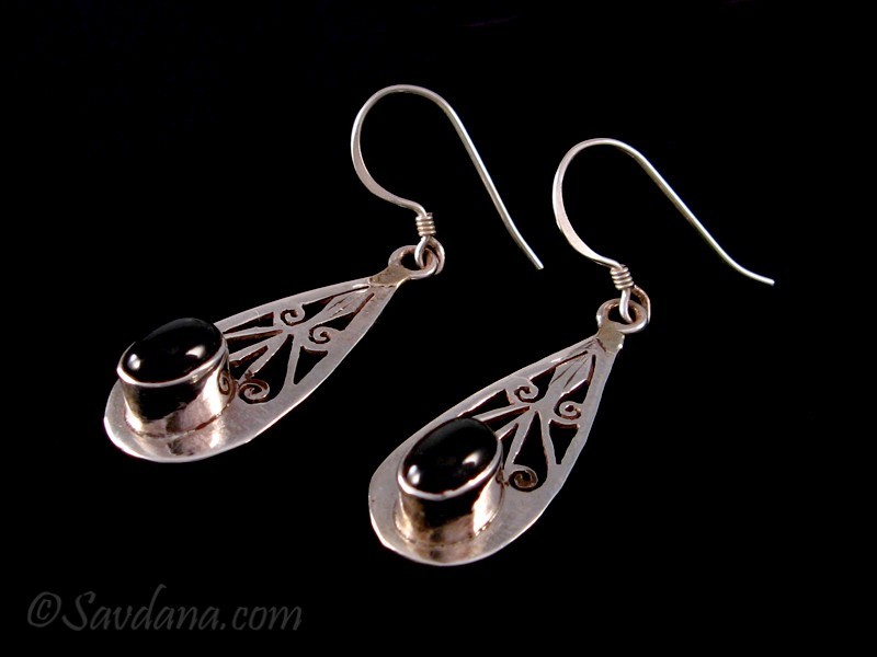 Boucles D'oreilles Anciennes En Argent Massif - Style Traditionnel Boucle (occasion)