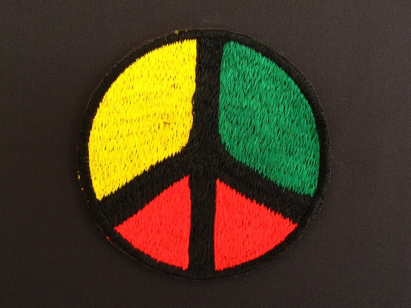 PB38 Pièce Brodée Symbole de la Paix