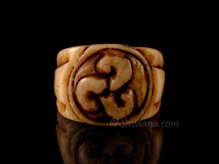 BO24 Bague Tibétaine Os de Buffle